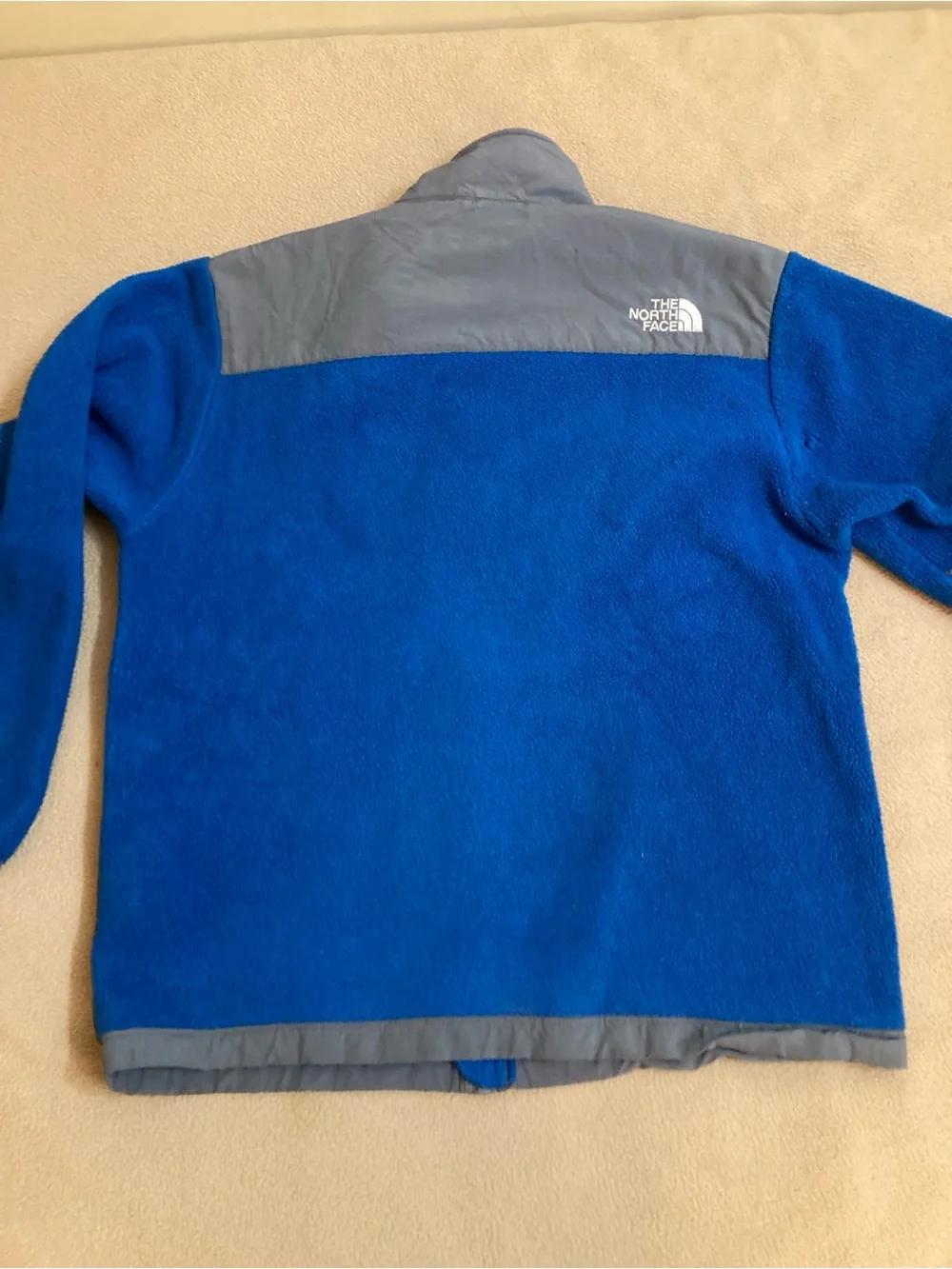 Large Boys North face Denali Blue And Grey Jacket Tiny Tear As Seen In Picture
